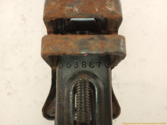 Subaru Legacy Vehicle Jack & Tools