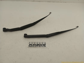 Subaru Legacy Pair Of Windshield Wiper Arms