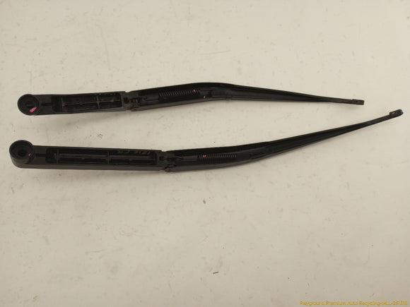 Subaru Legacy Pair Of Windshield Wiper Arms