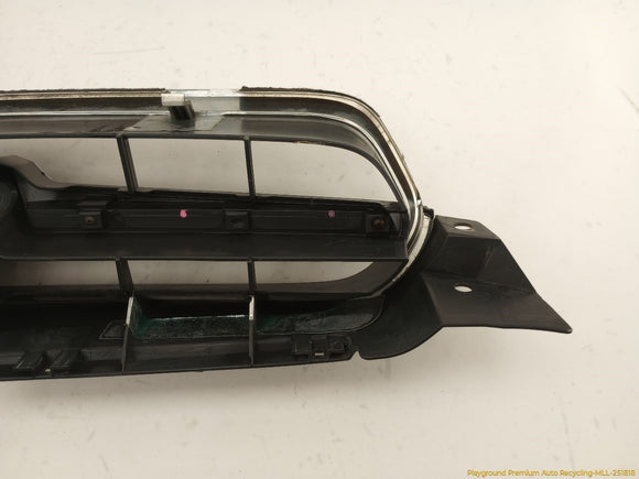 Subaru Legacy Front Bumper Upper Grille