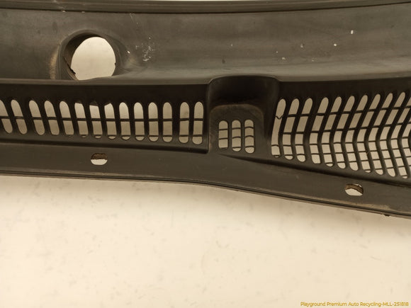 Subaru Legacy Cowl Vent Panel