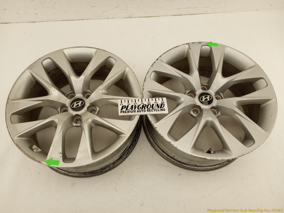 Hyundai Genesis Pair Of Rear Alloy Wheel 10 Spoke