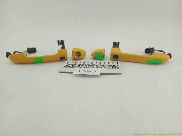 Hyundai Genesis Pair Of Front Exterior Door Handles