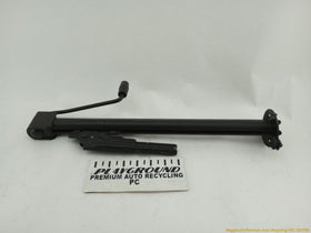 BMW 328IC Vehicle Jack