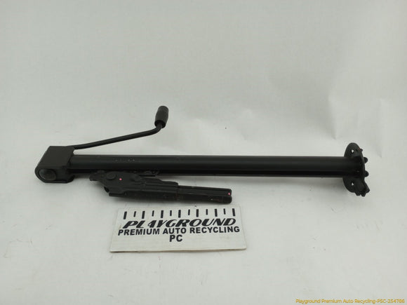BMW 328IC Vehicle Jack