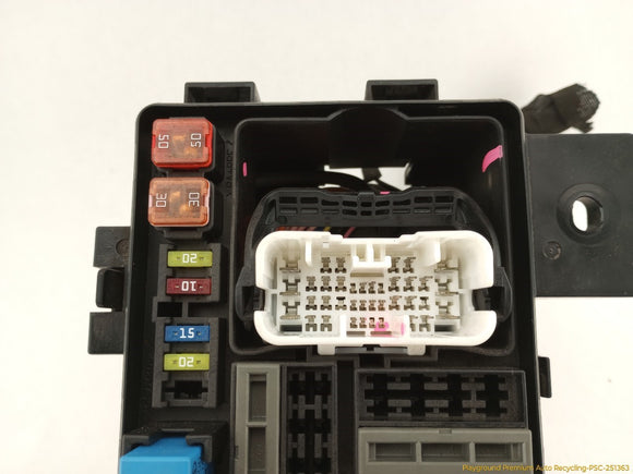 Hyundai Genesis Engine Fuse Box