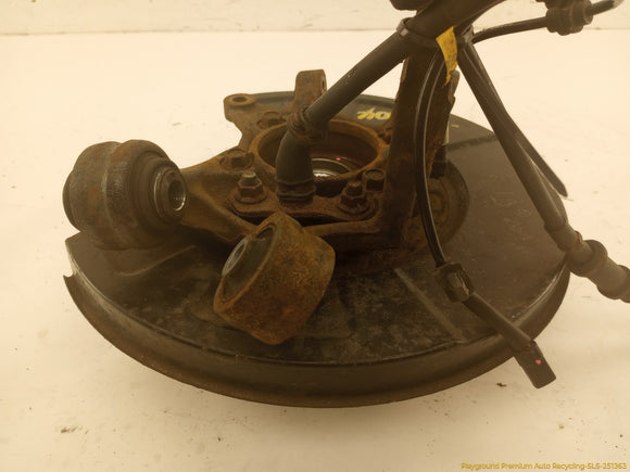 Hyundai Genesis Driver Left Rear Spindle Knuckle Hub