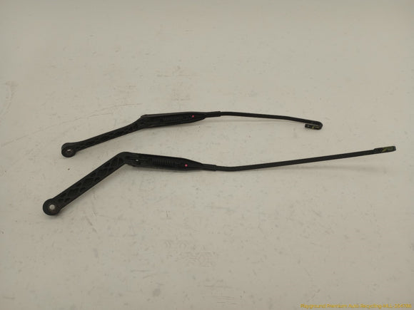 BMW 328IC Pair Of Windshield Wiper Arms