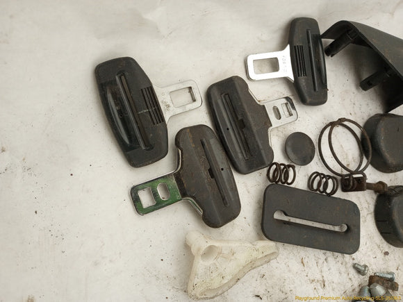 Hyundai Genesis Dismantling Hardware Fasteners Bolts & Nuts