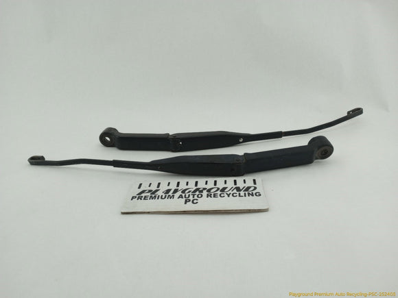 Honda Element Pair Of Windshield Wiper Arms
