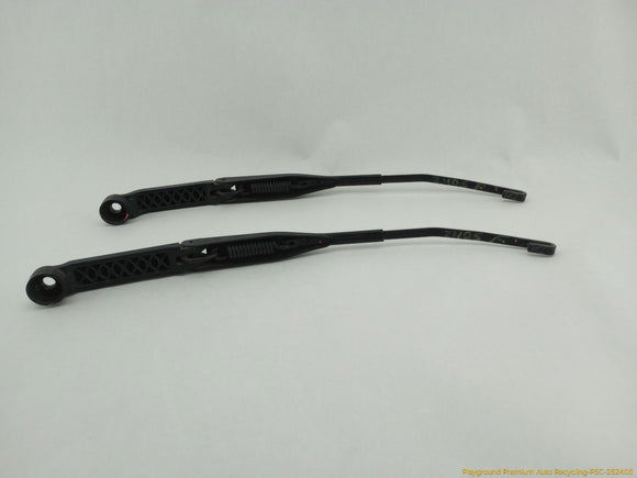 Honda Element Pair Of Windshield Wiper Arms