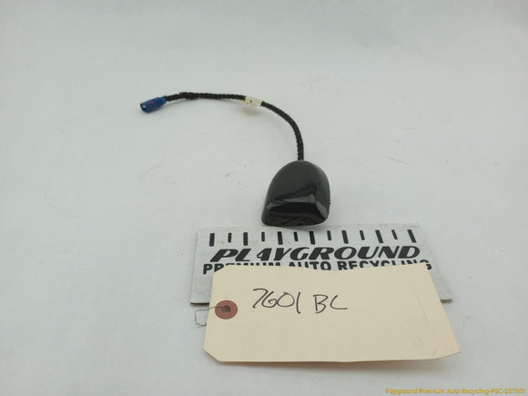 Mercedes SLK280 GPS Trunk Antenna
