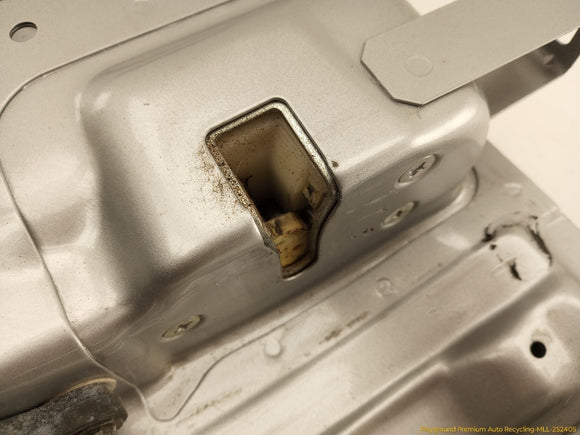Honda Element Lower Inner Tail Gate