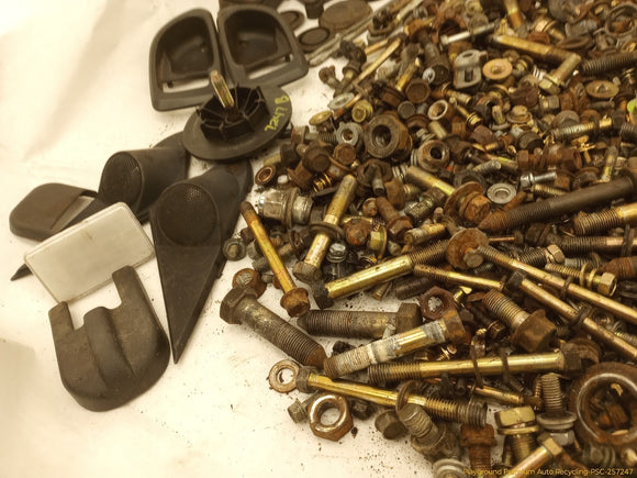 Mitsubishi Eclipse Dismantling Hardware Fasteners Bolts & Nuts