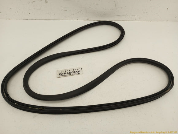Tesla Model S Trunk Lid Weatherstrip