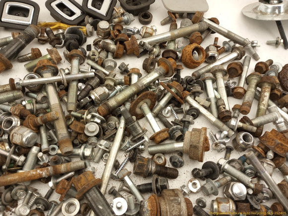 Honda Element Dismantling Hardware Fasteners Bolts & Nuts