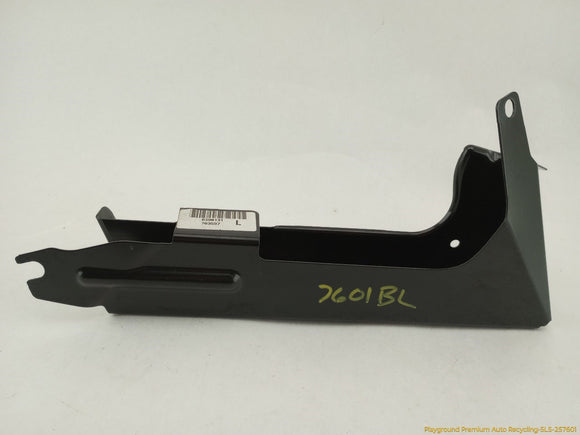 Mercedes SLK280 Pair Of Rear Quarter Panel Mount Brackets