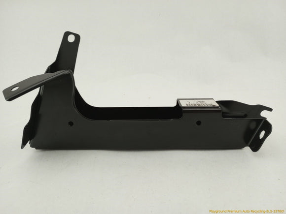 Mercedes SLK280 Pair Of Rear Quarter Panel Mount Brackets