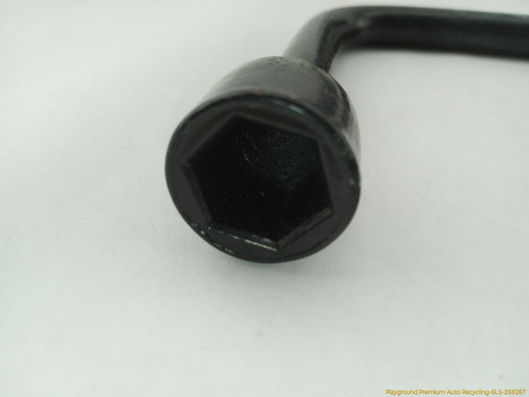 Hummer H3 Vehicle Jack & Tools