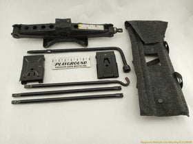 Hummer H3 Vehicle Jack & Tools