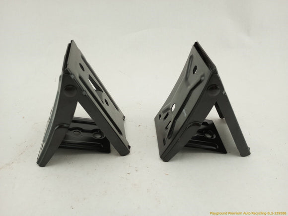 Hummer H3 Vehicle Jack & Tools