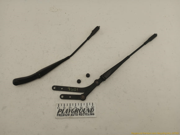 Mercedes SLK280 Pair Of Windshield Wiper Arms