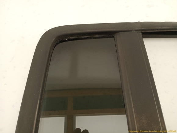 Hummer H3 Passenger Right Rear Door Vent Glass