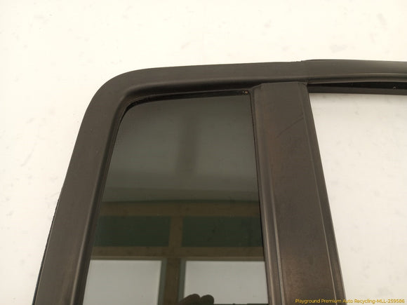 Hummer H3 Passenger Right Rear Door Vent Glass