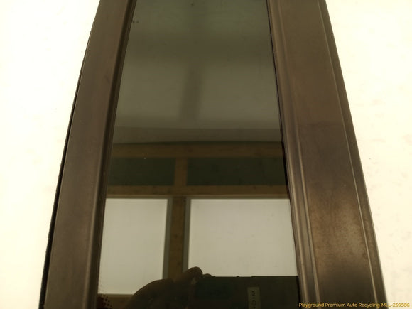 Hummer H3 Passenger Right Rear Door Vent Glass