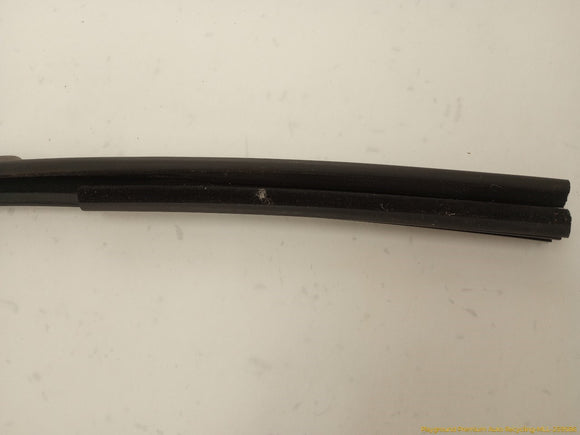 Hummer H3 Passenger Right Rear Door Vent Glass