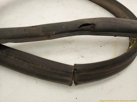 Hummer H3 Set Of 4 Door Seal Strip Molding
