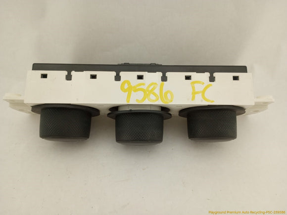 Hummer H3 Climate Control Switch