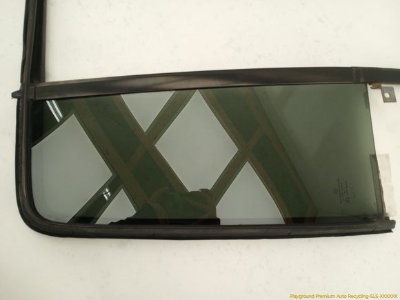 Jeep Liberty Passenger Right Rear Door Vent Glass