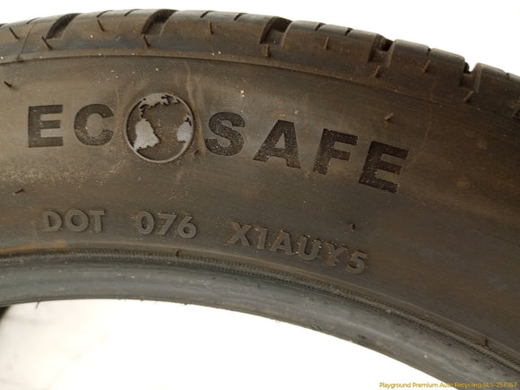 Tesla Model S Pair Of Advanta HPZ-02 Tires