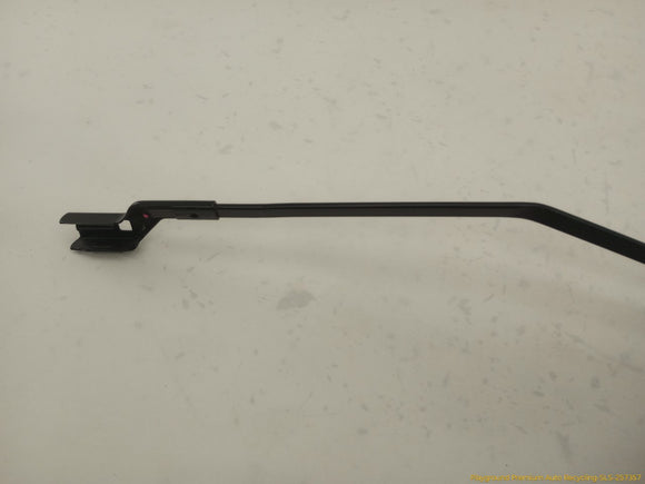 Tesla Model S Pair Of Windshield Wiper Arms