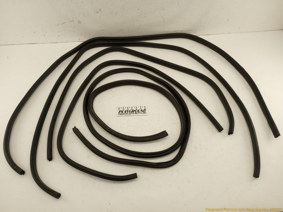 Hummer H3 Set Of 4 Door Seal Weatherstrips