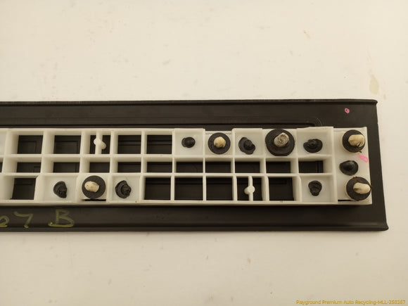 Hummer H3 Trunk Sill Scuff Plate