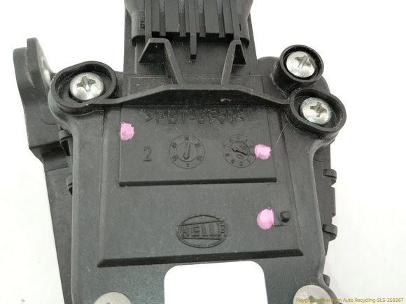 Hummer H3 Accelerator Gas Pedal