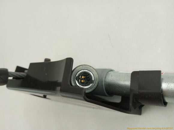 Tesla Model S Pair Of Front Seat Belt Pre Tensioners