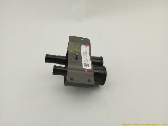 Tesla Model S Rapidmate Battery Coolant Dry Break Connector