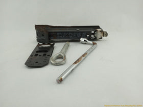 Mercedes SLK280 Vehicle Jack & Tools - 0