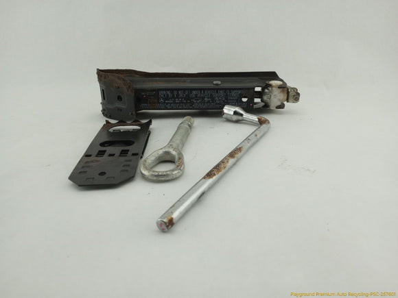 Mercedes SLK280 Vehicle Jack & Tools