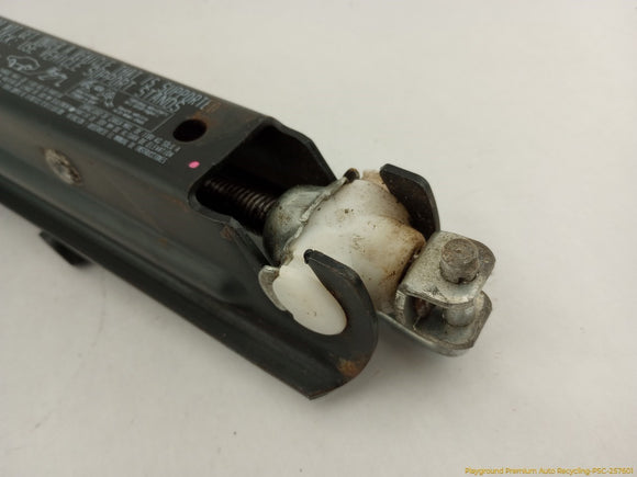 Mercedes SLK280 Vehicle Jack & Tools