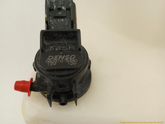 Hummer H3 Windshield Washer Reservoir