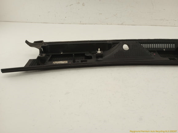 Hummer H3 Cowl Vent Panel