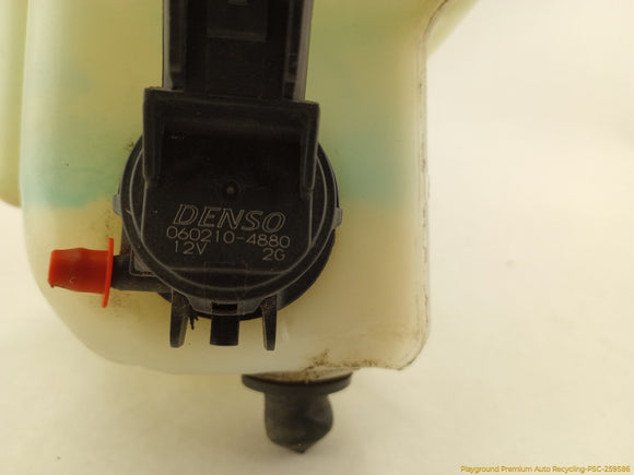 Hummer H3 Windshield Washer Reservoir