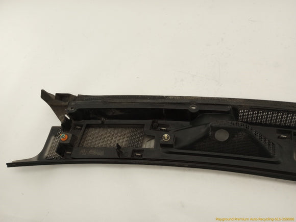 Hummer H3 Cowl Vent Panel