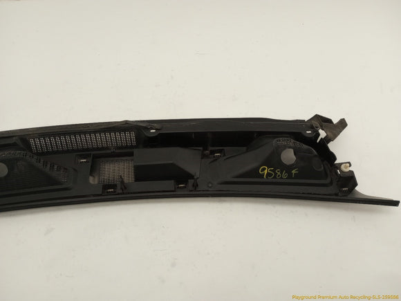 Hummer H3 Cowl Vent Panel