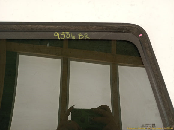 Hummer H3 Passenger Right Rear Quarter Glass