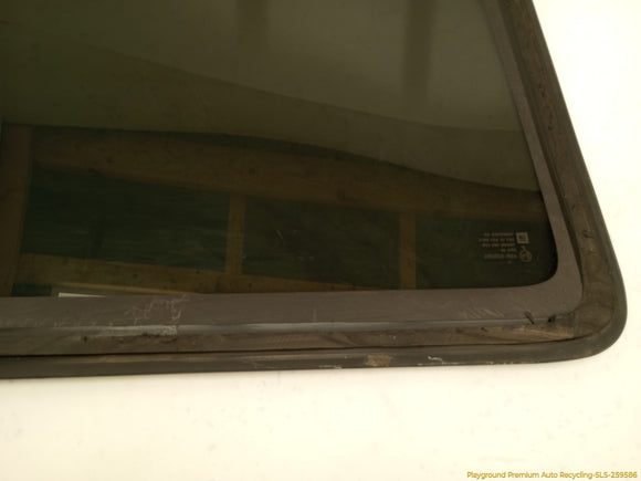 Hummer H3 Passenger Right Rear Quarter Glass